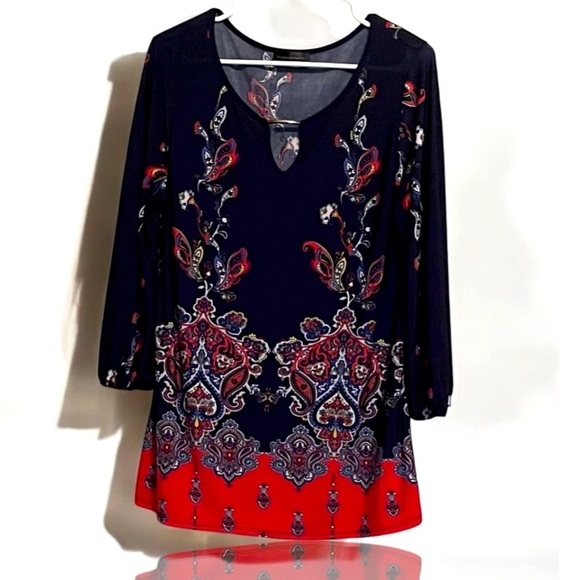 MODERN ATTRACTION~TUNIC~VIBRANT~LG - Picture 1 of 7